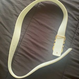 White Salvatore Ferragamo belt